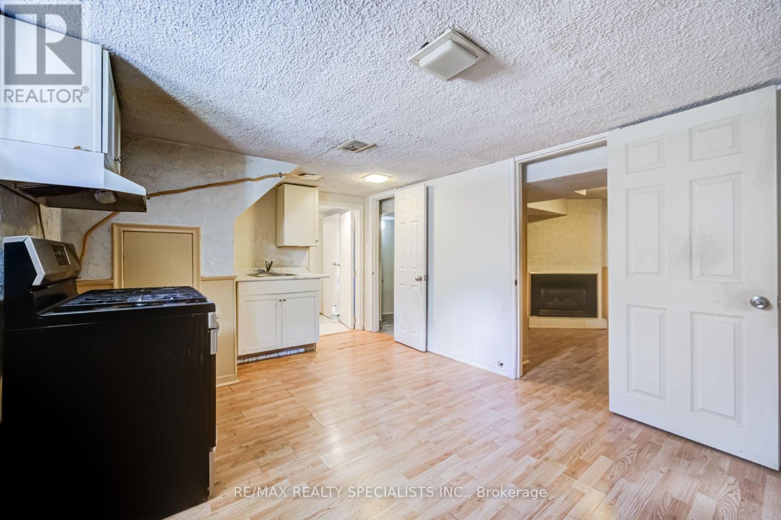 47 SINGLETON ROAD - Image 37