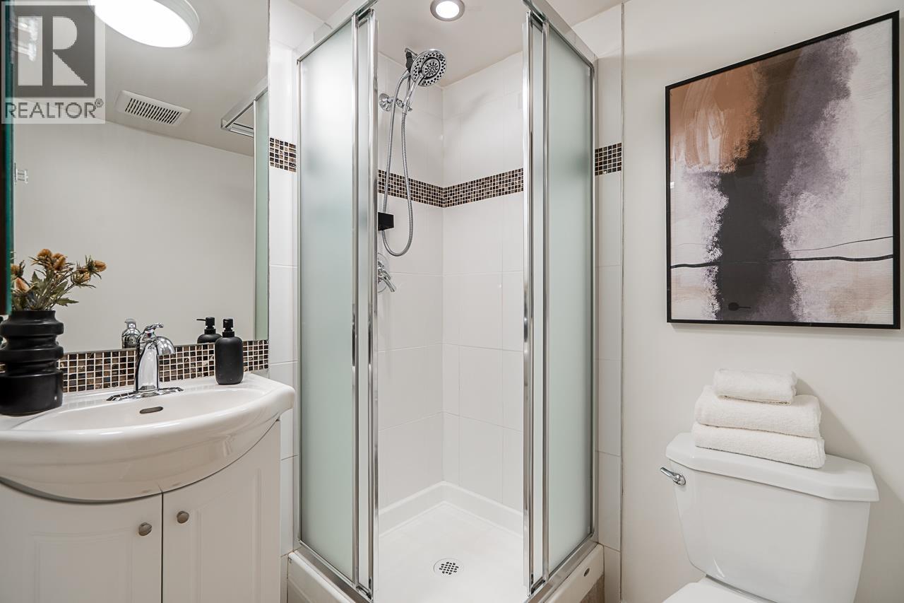 903 114 W KEITH ROAD, North Vancouver