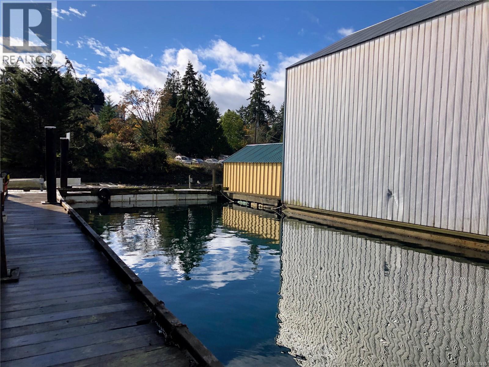 East Wing 5000 Genoa Bay Hwy, Duncan