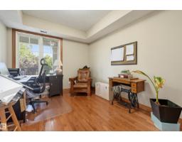 #301 9819 96a St Nw, Edmonton, AB T6A4A2 Photo 15
