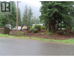 609 Keno Cres, Zeballos, BC V0P2A0 Photo 18