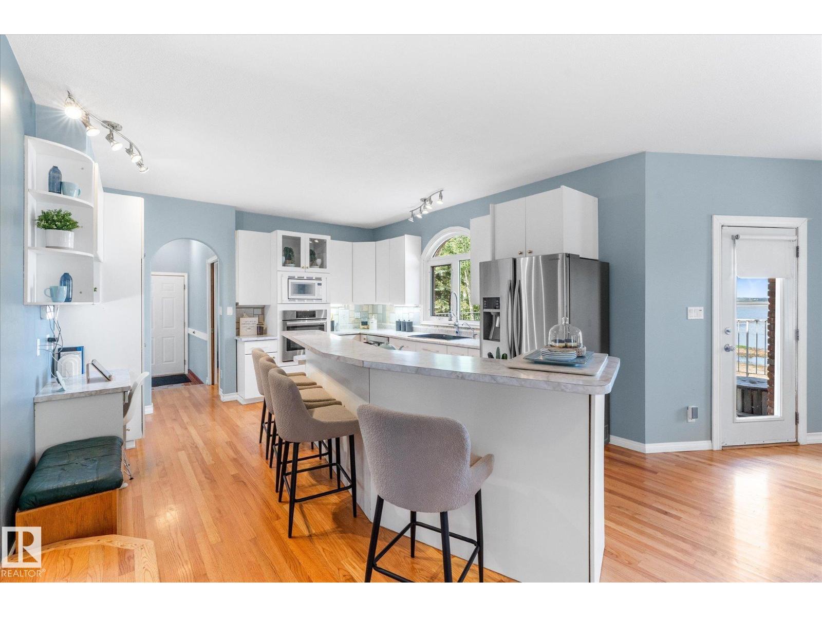 53221 RGE ROAD 263 - 9