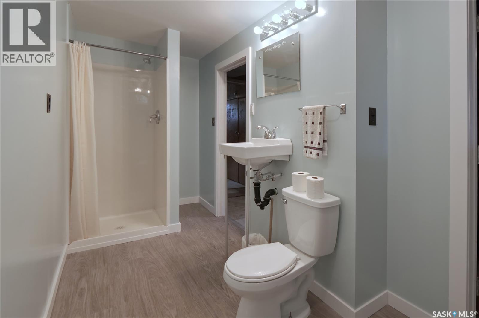 192 2nd AVENUE W - Image 21
