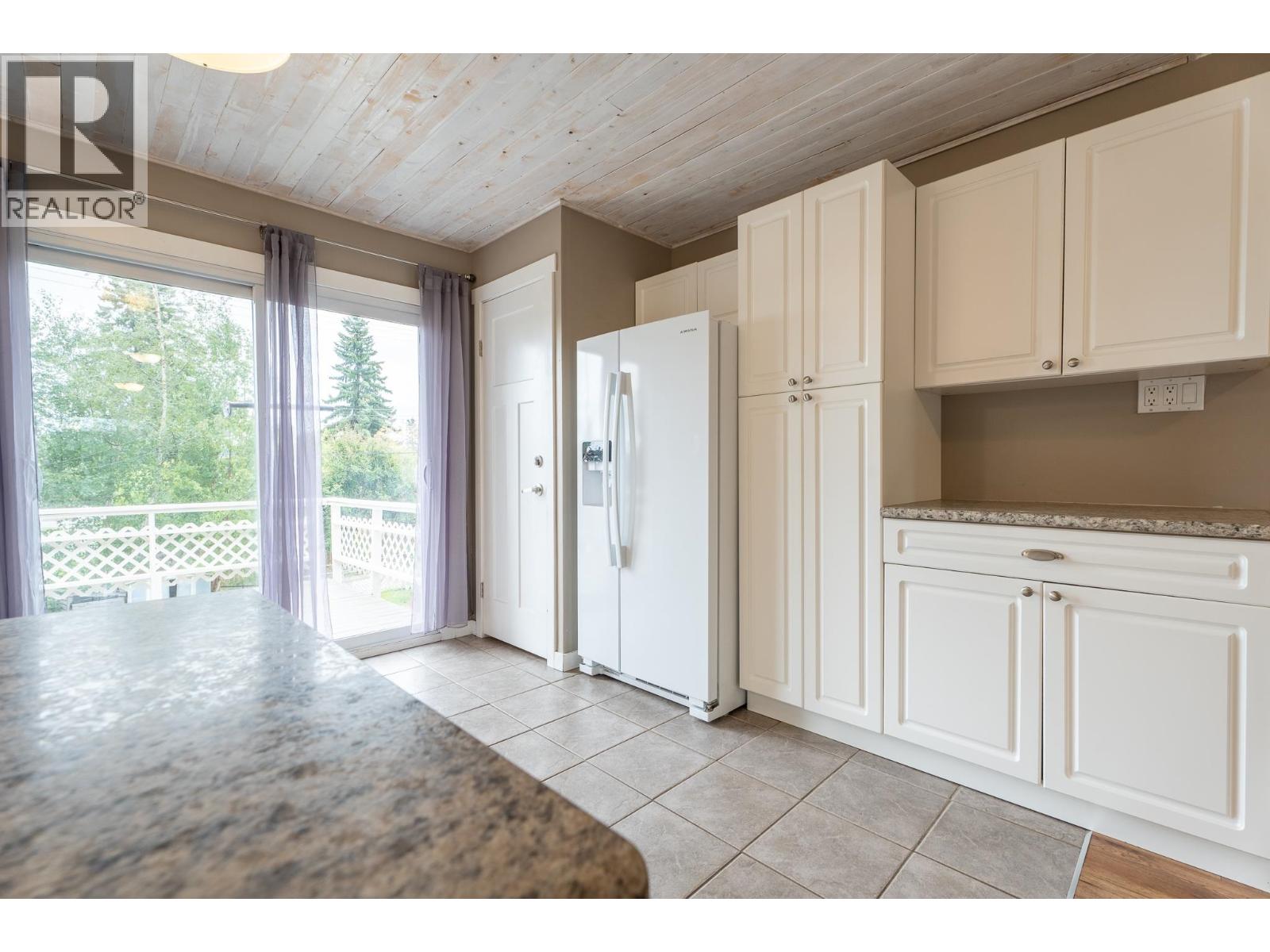 1414 FREEMAN STREET - 10