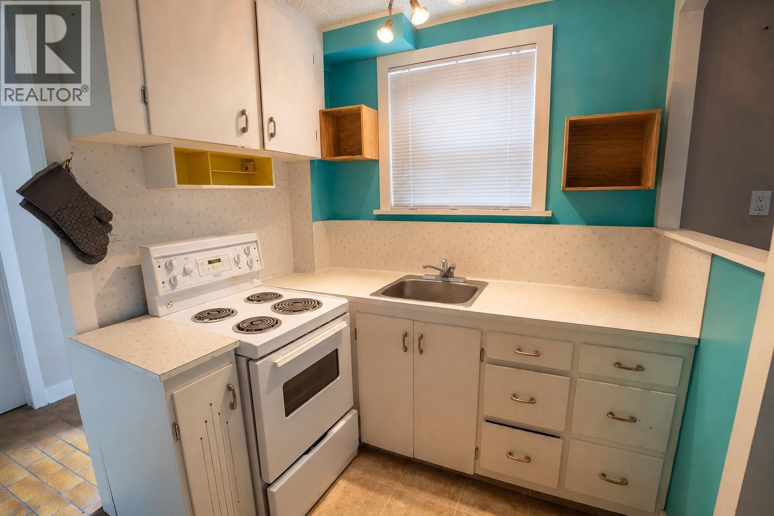 1414 FREEMAN STREET - 23