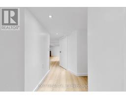 Bsmt - 858 Manning Avenue, Toronto, ON M6G2W8 Photo 17