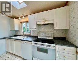 4078 Mckinley Drive, Lac La Hache, BC V0K1T0 Photo 17