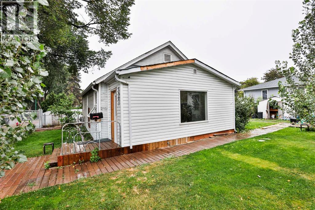 1901 1 Avenue N - Image 4
