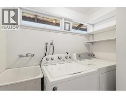 2493 Haywood Avenue, West Vancouver, BC V7V1Y2 Photo 29