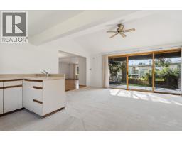2493 Haywood Avenue, West Vancouver, BC V7V1Y2 Photo 10
