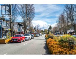 2493 Haywood Avenue, West Vancouver, BC V7V1Y2 Photo 39