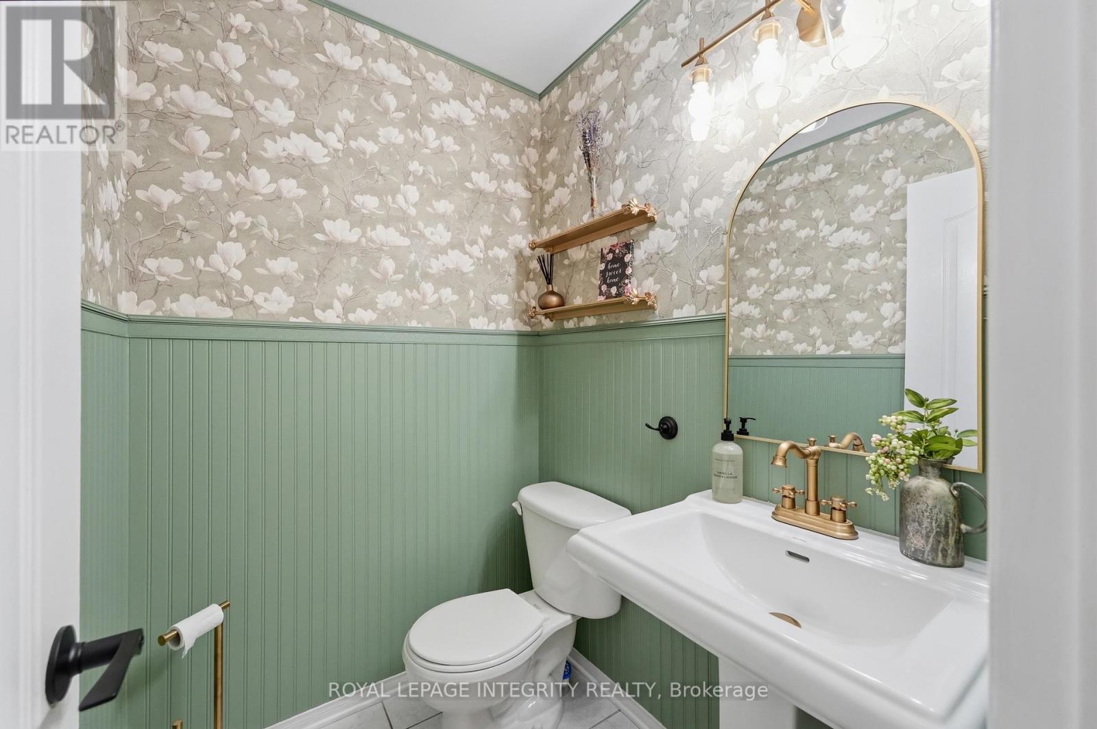 1341 HALTON TERRACE - Image 23