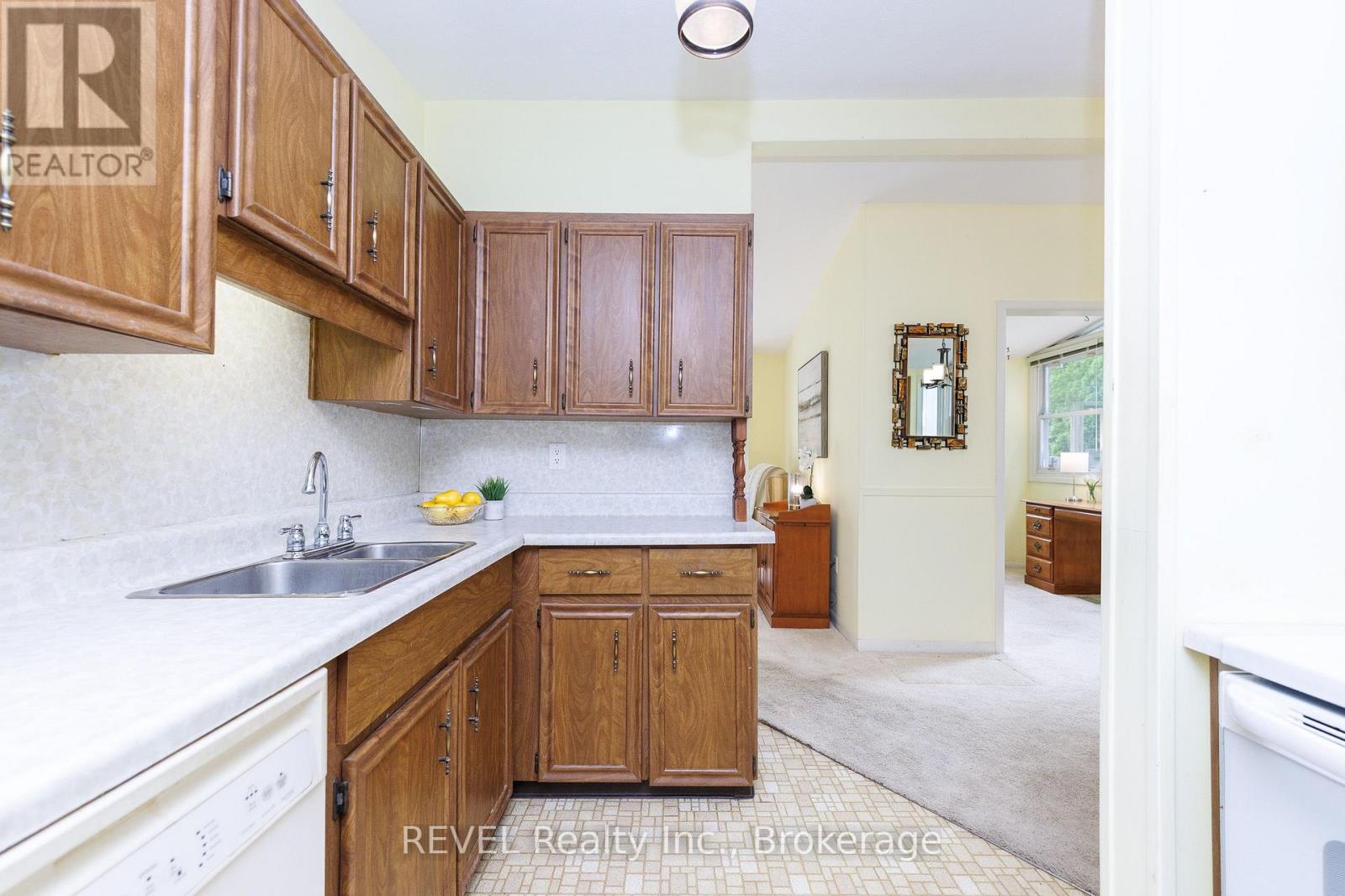 55 DELATER STREET - Image 24