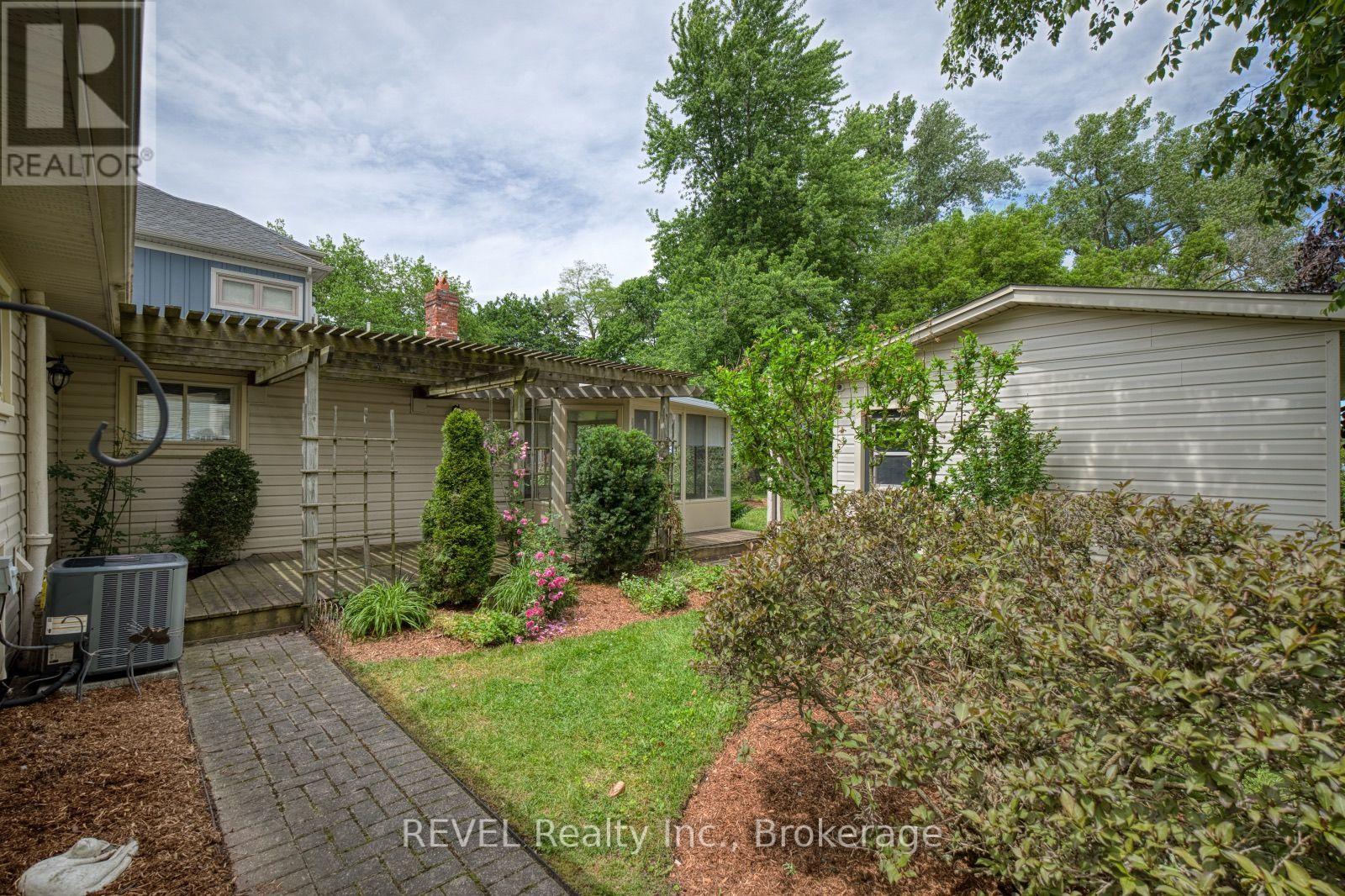 55 DELATER STREET - Image 33