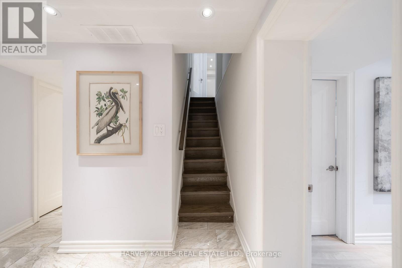 6 BROWSIDE AVENUE - Image 34