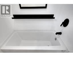 2977 W 6th Avenue, Vancouver, BC V6K1X4 Photo 30