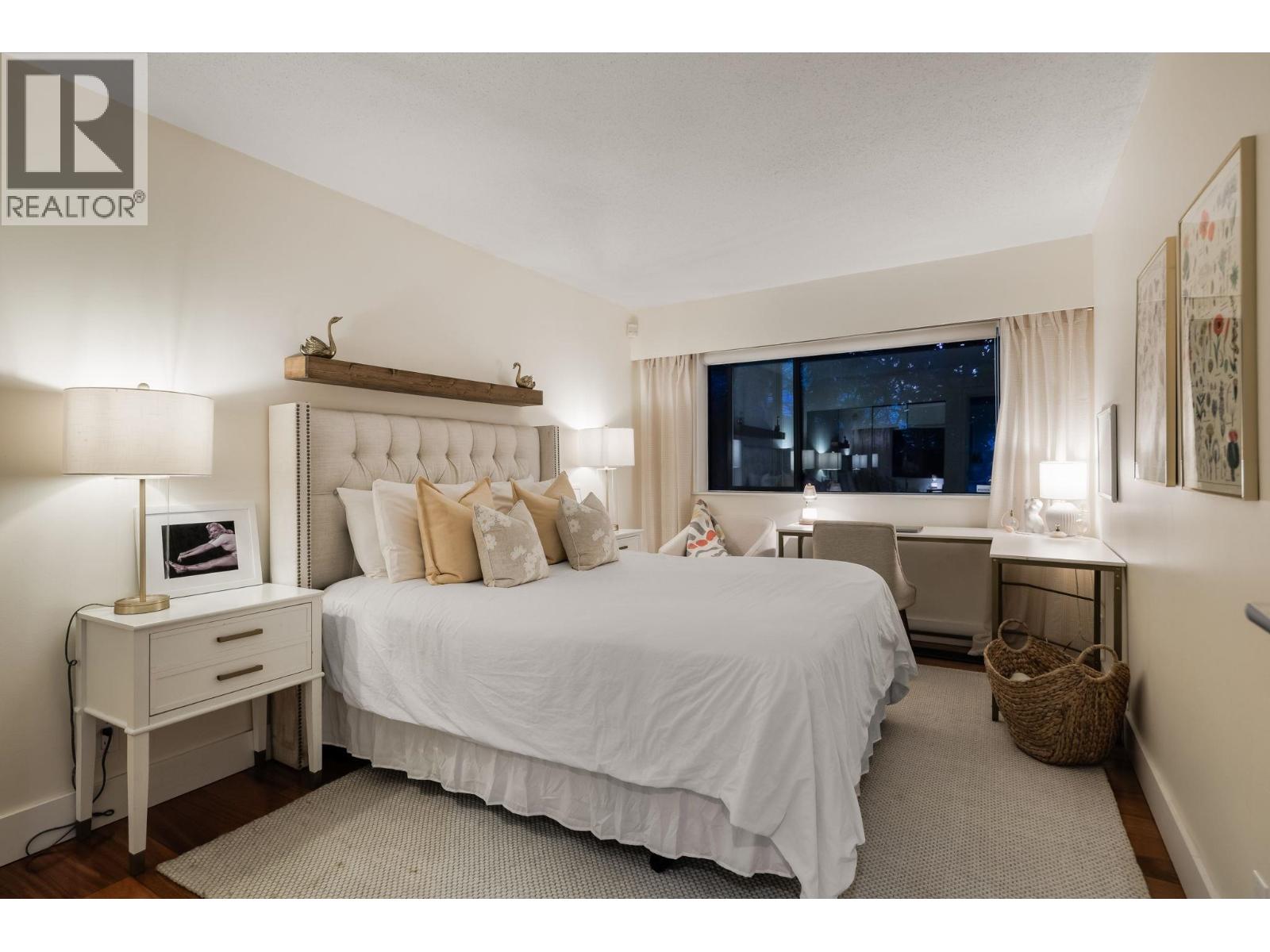 14 2246 FOLKESTONE WAY, West Vancouver