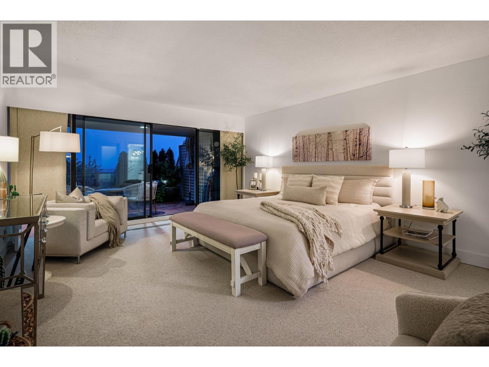 14 2246 FOLKESTONE WAY, West Vancouver
