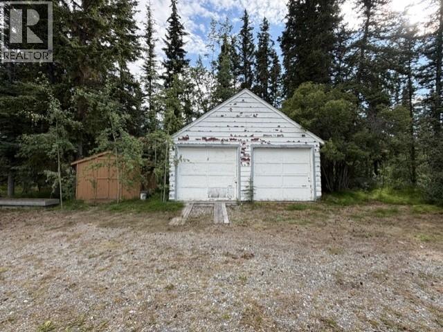 22 TAGISH RIVER ROAD - Image 4