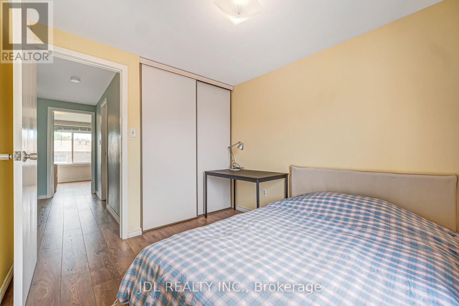 #33 100 BRIDLETOWNE CIRCLE - Image 37