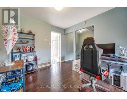 33 - 100 Bridletowne Circle, Toronto, ON M1W2G8 Photo 16