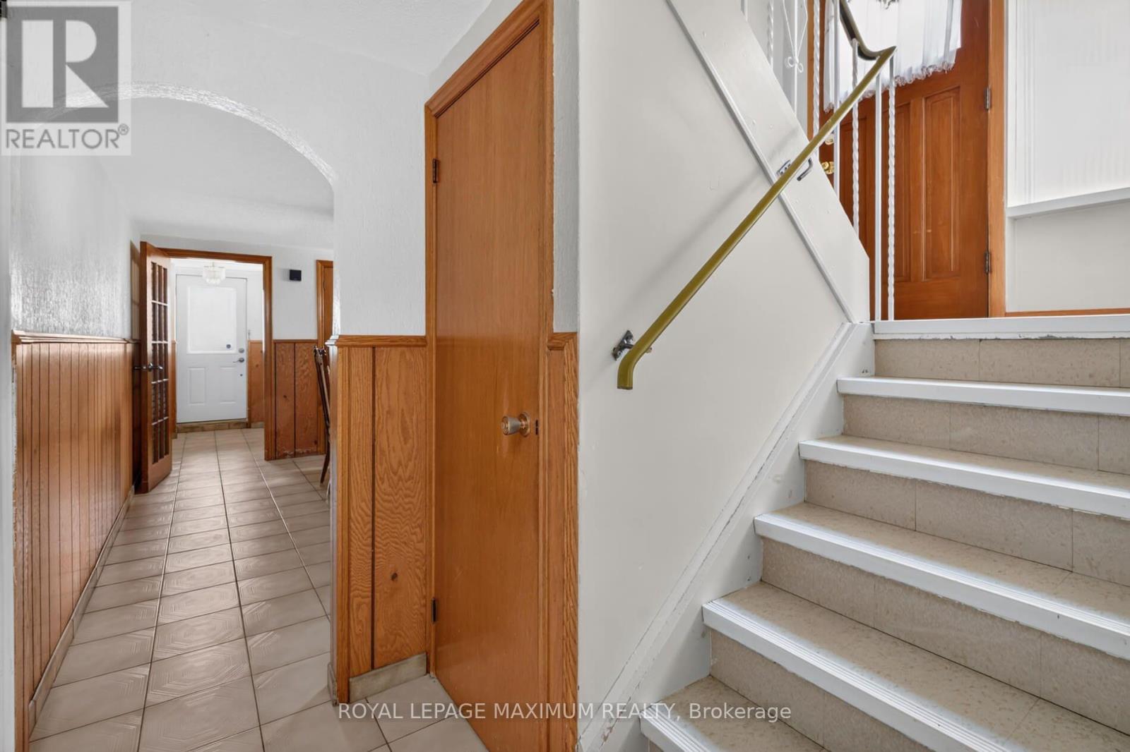 11 HISEY CRESCENT - 22