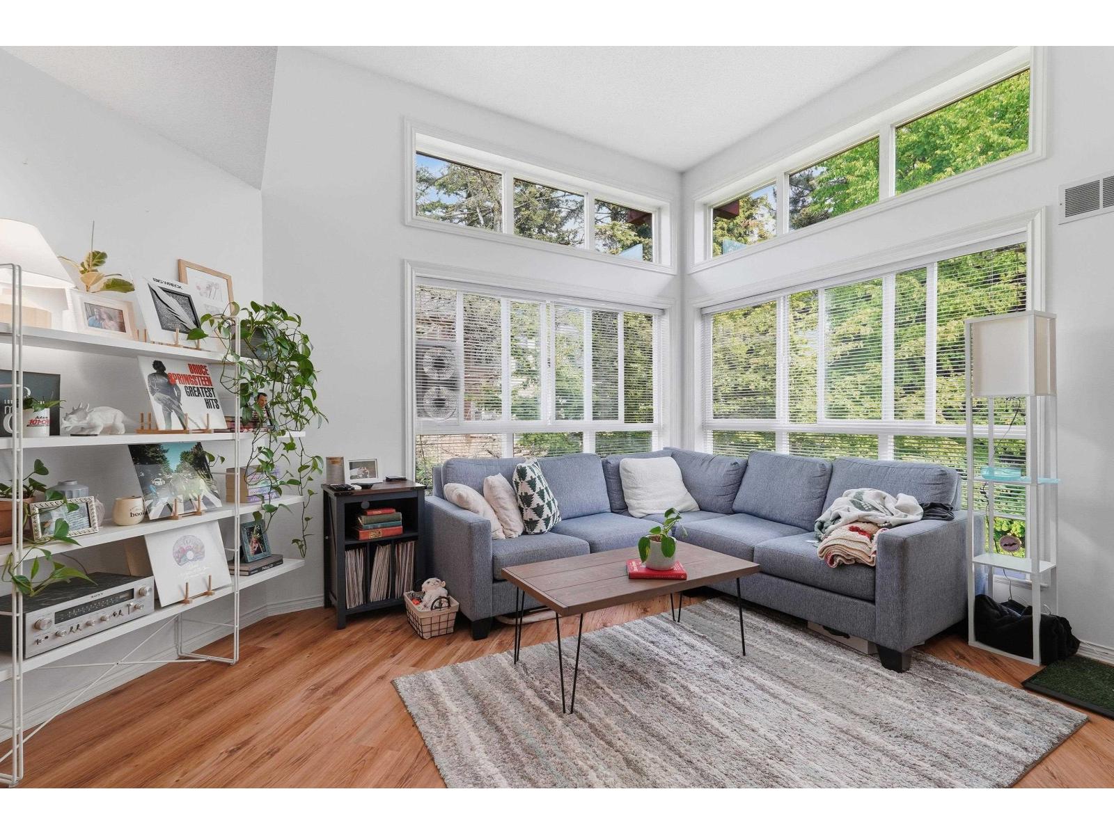 309 15342 20 AVENUE