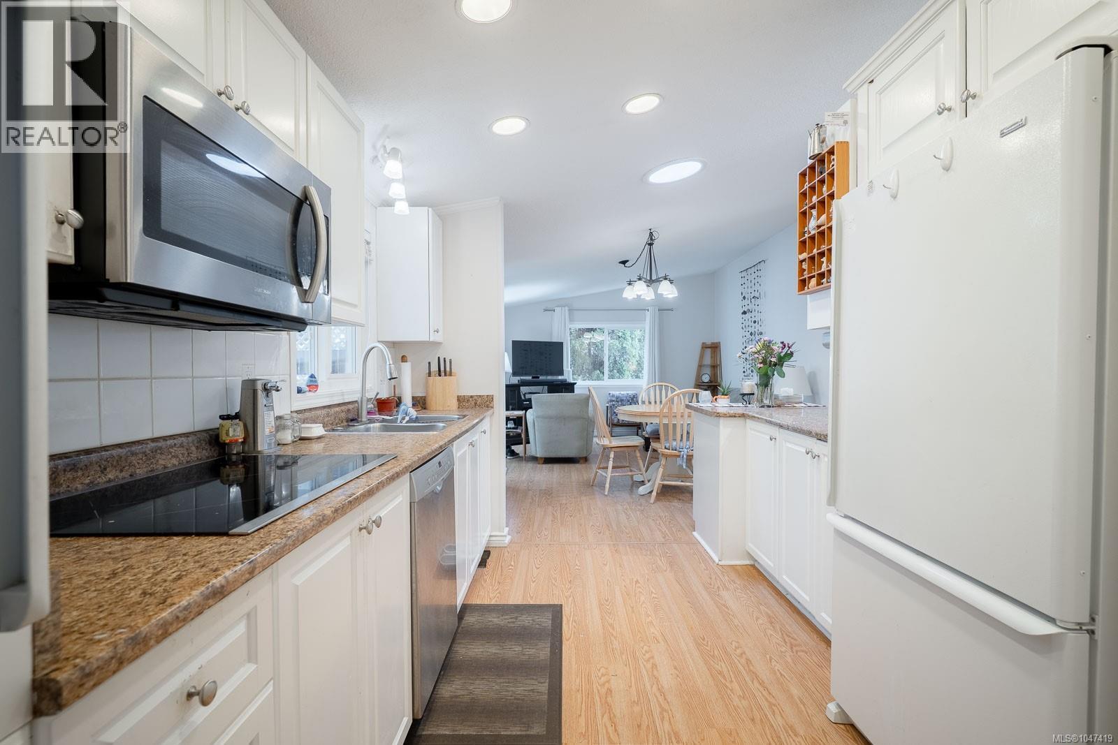 76 1051 Murchie Way, Nanaimo