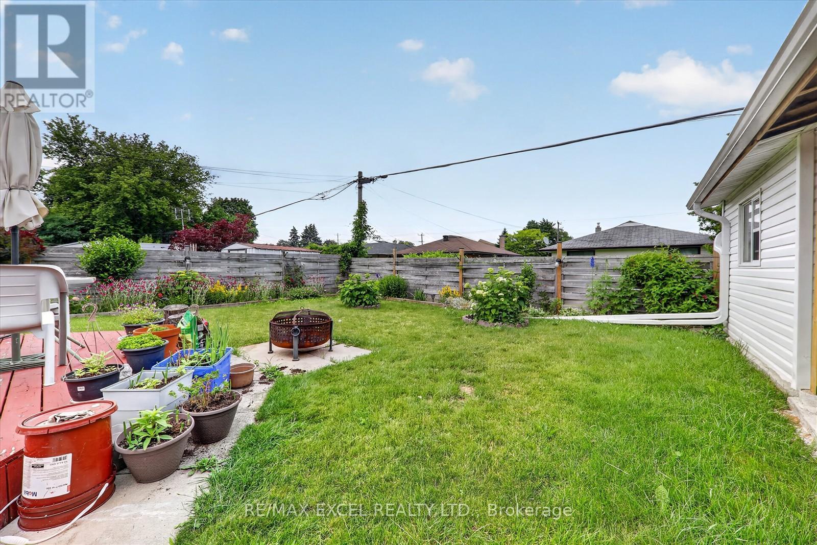 62 SUNDANCE CRESCENT - Image 34