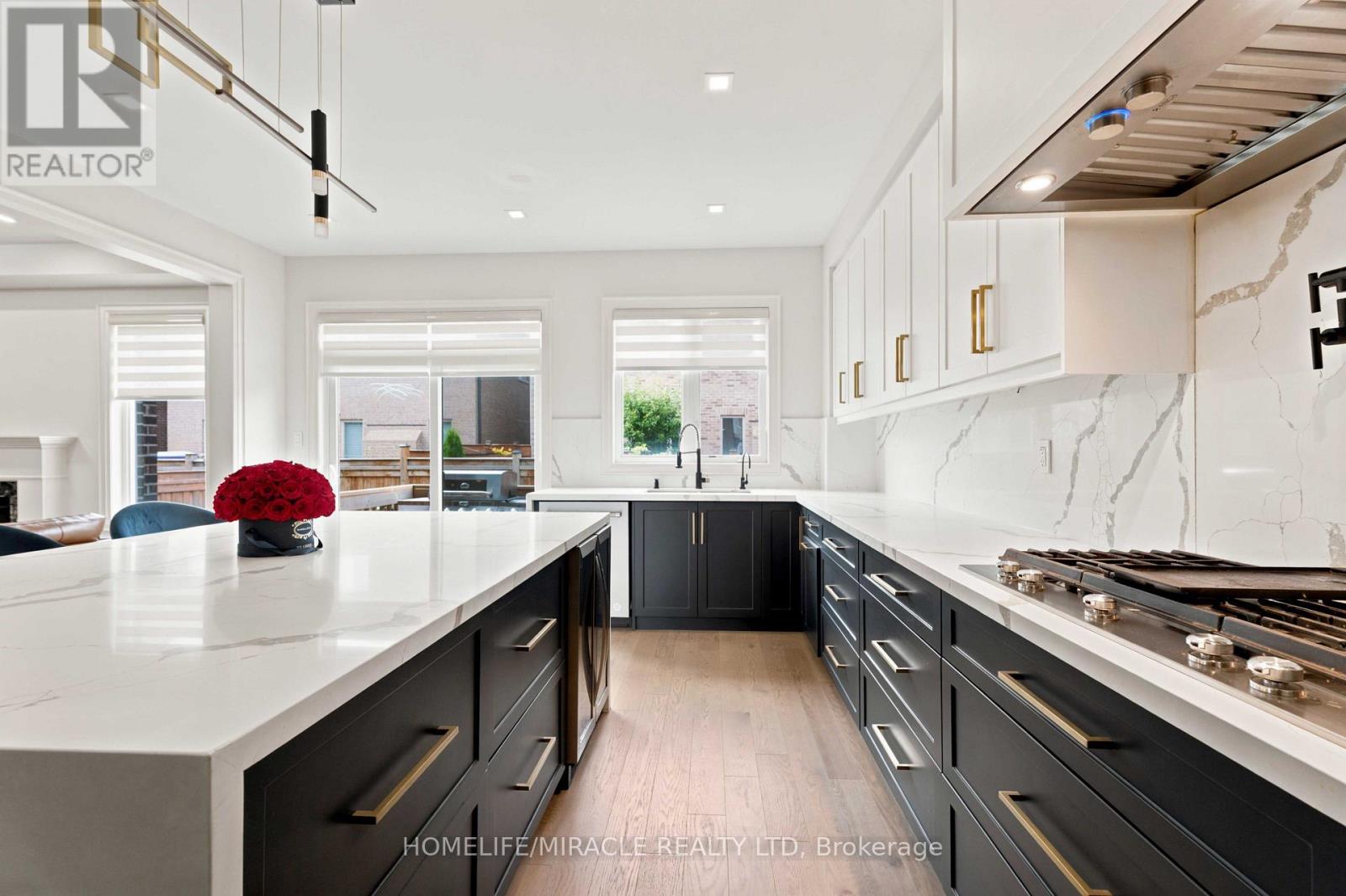 19 KENESKY DRIVE - 23