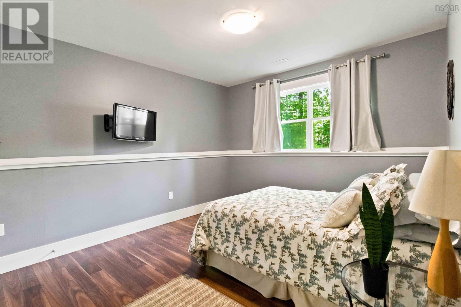 Property 32 of 50 of 67 Glencairn Avenue
