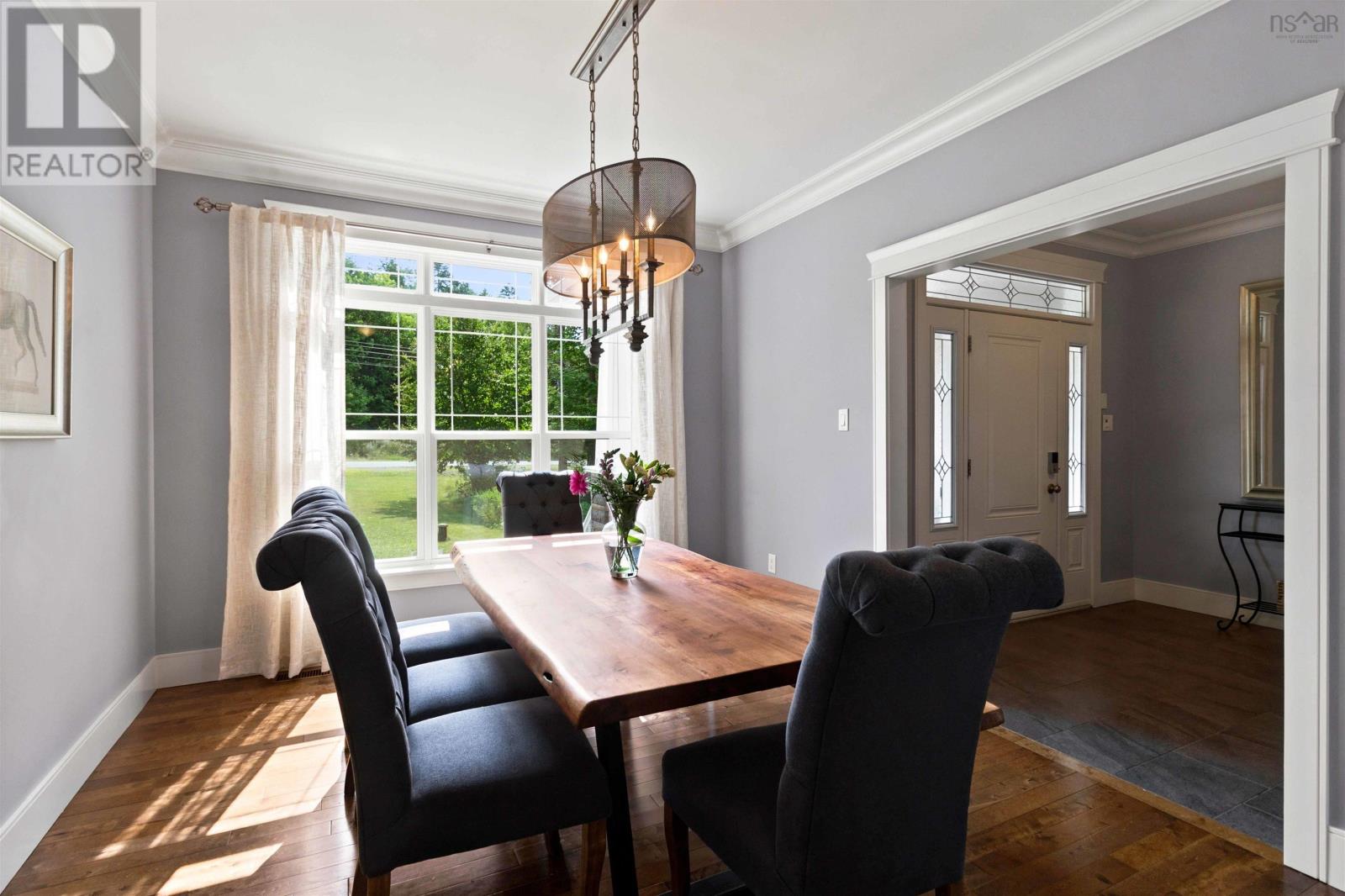 Property 7 of 50 of 67 Glencairn Avenue