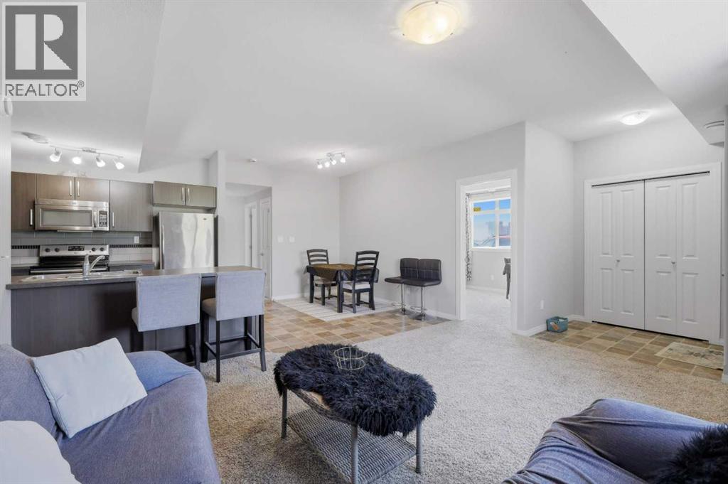#303 639 Oak Street - 6