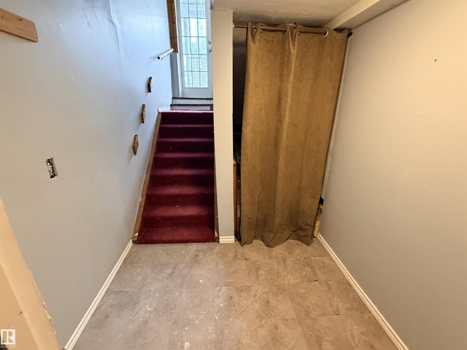 10248 109 AV - Image 35