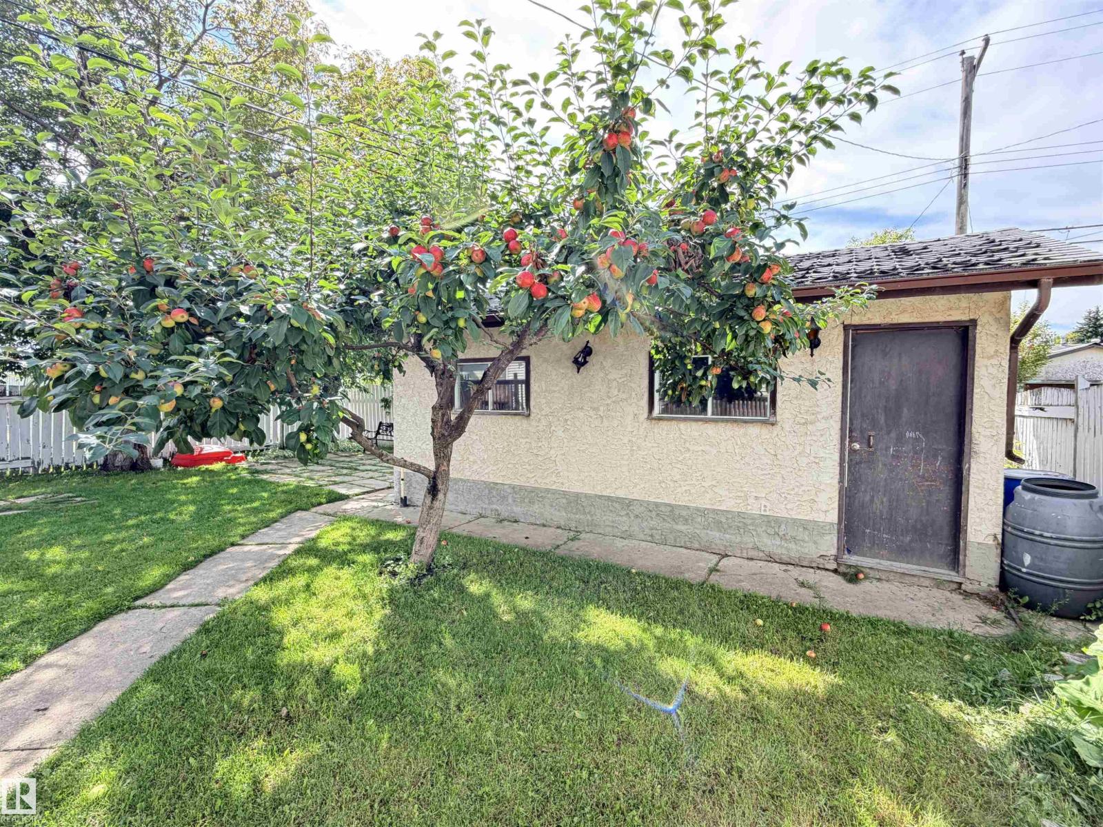 10248 109 AV - Image 64