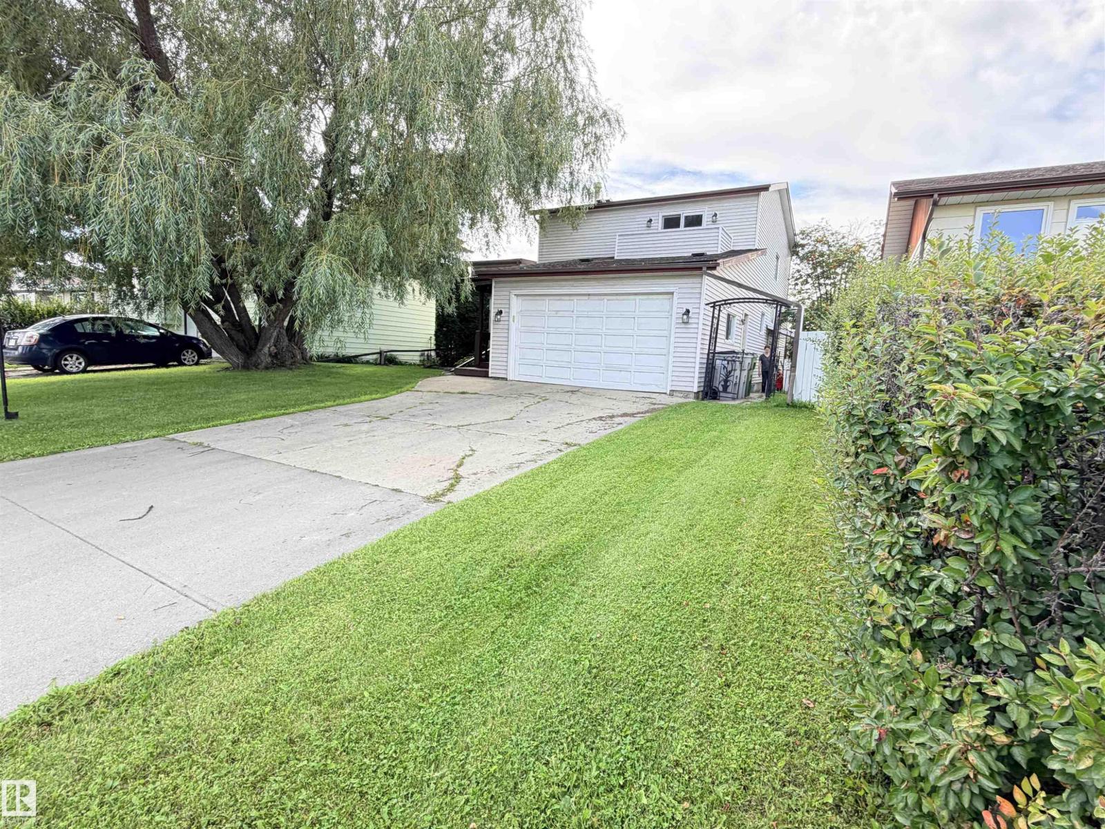 10248 109 AV - Image 68