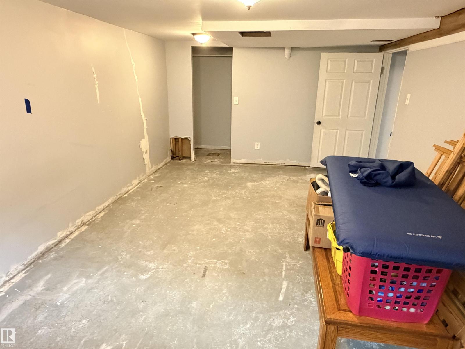 10248 109 AV - Image 42