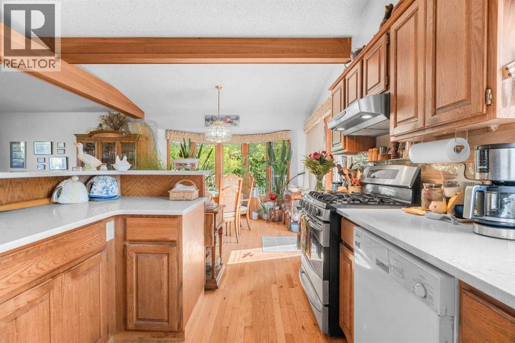 21029 Dunbow Road E - Image 18