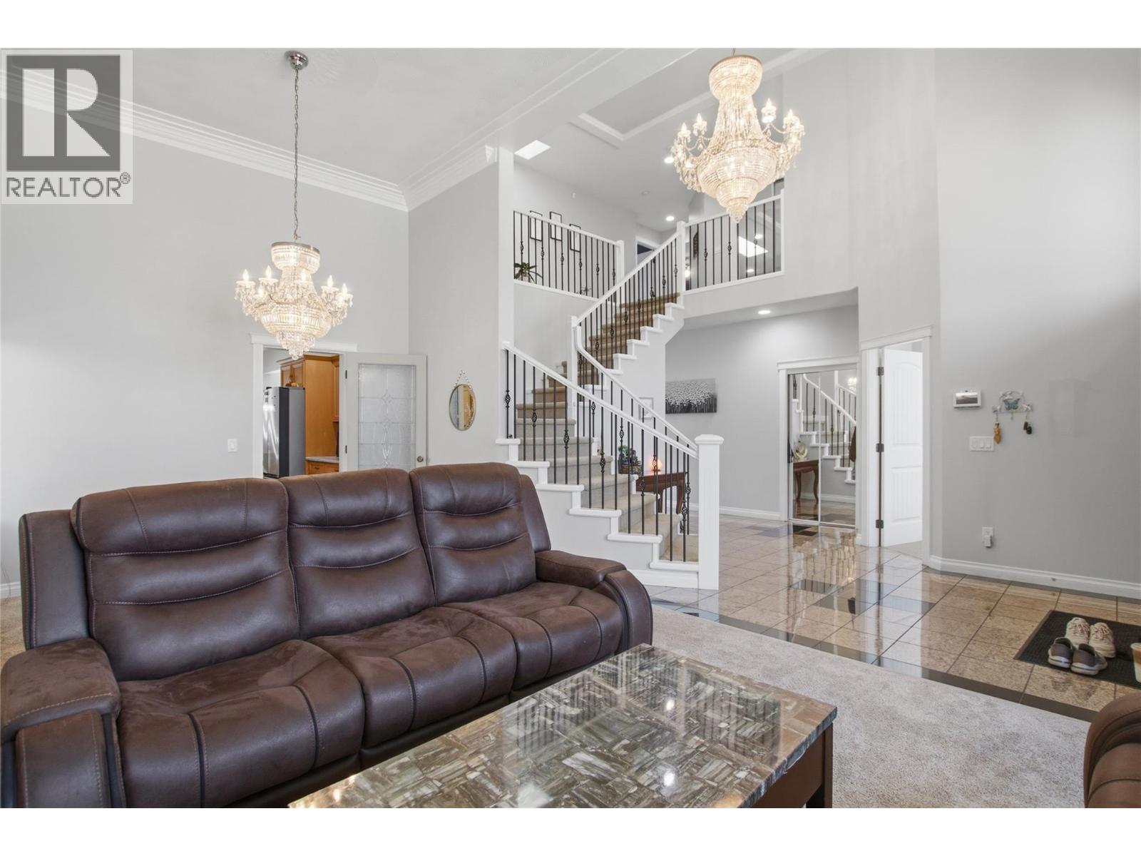 819 Arlington Court - 10