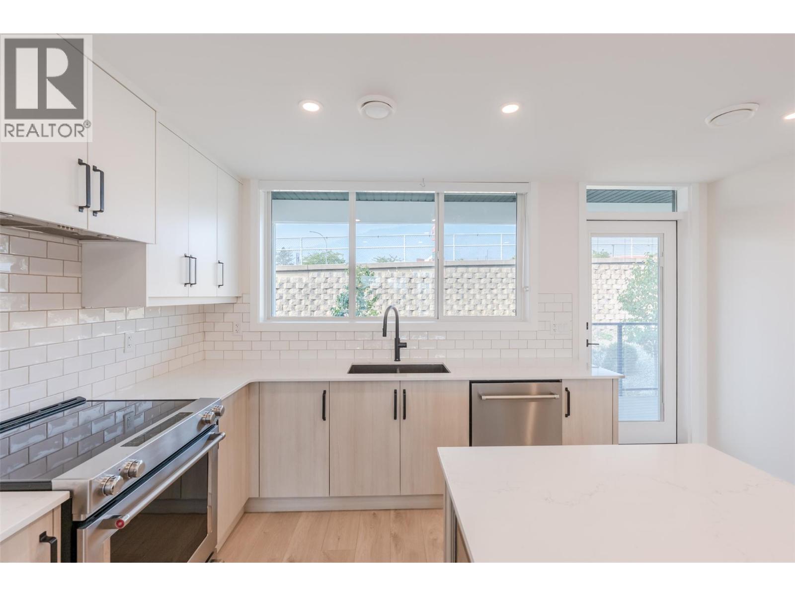 52 8000 Vedette Drive, Osoyoos