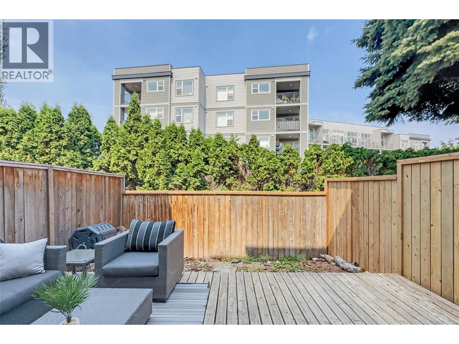 #13 1985 Burtch Road - 31