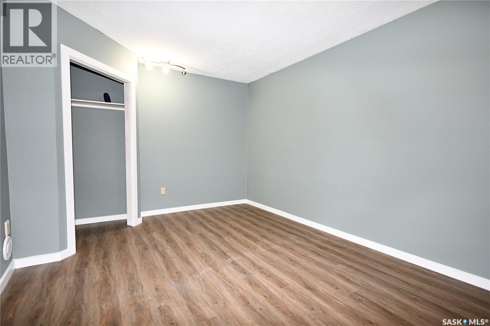 340 Johnson AVENUE - 27