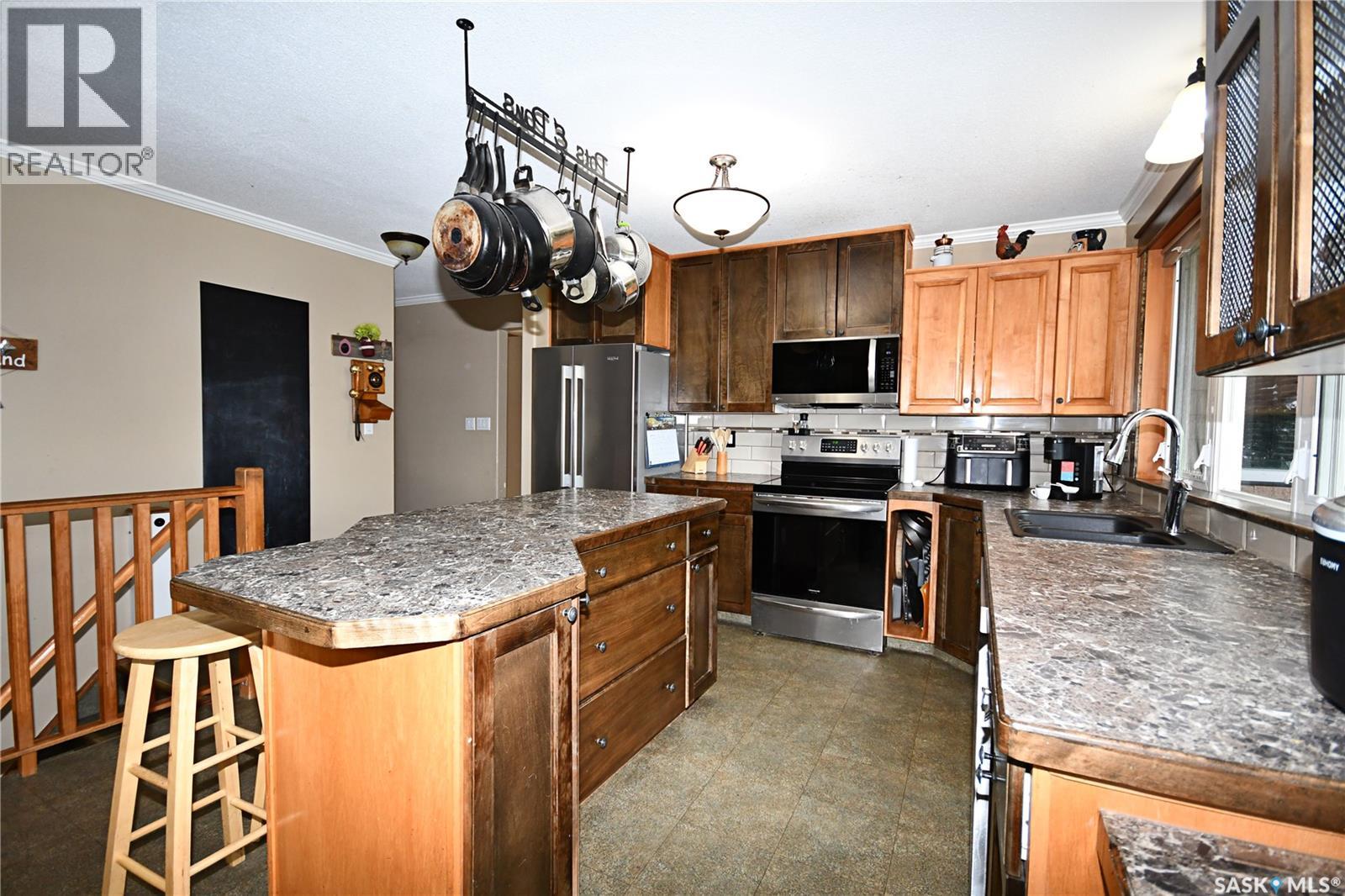 340 Johnson AVENUE - 7