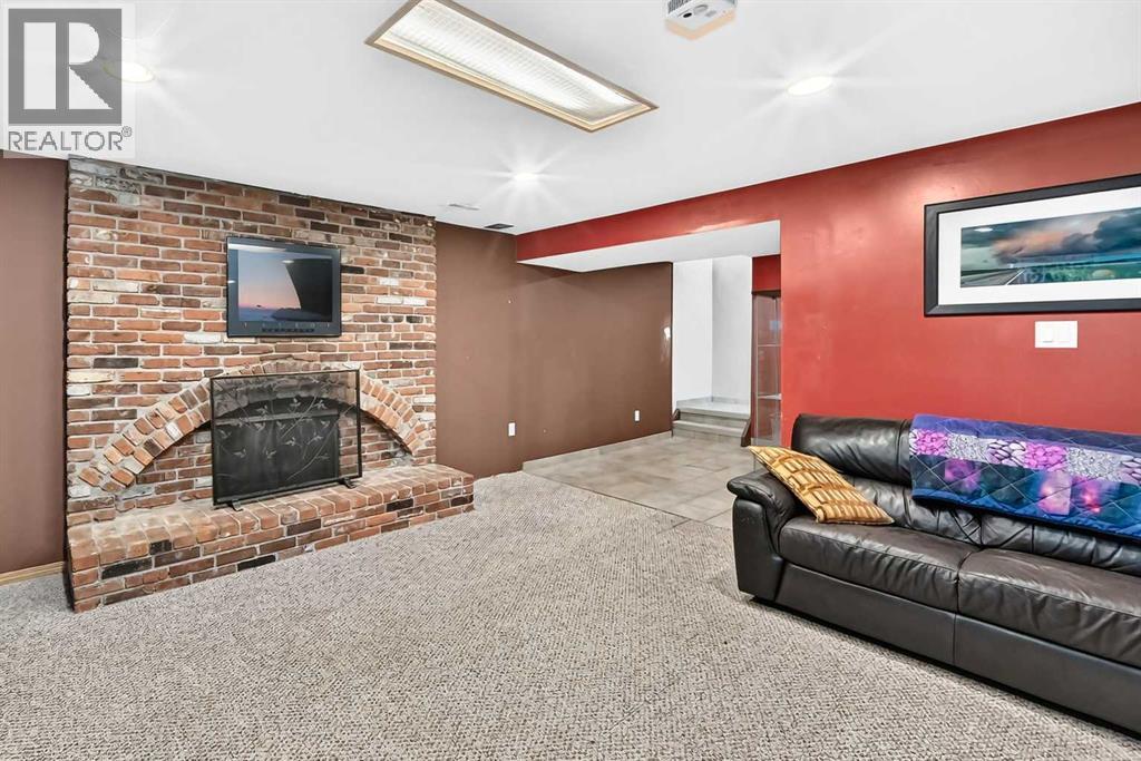 6432 Rundlehorn Drive NE - 26