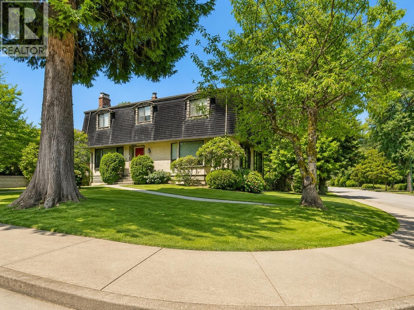 7507 WRIGHT STREET, Burnaby