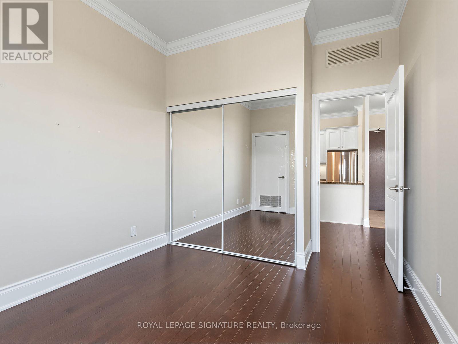#PH611 281 WOODBRIDGE AVENUE - 18