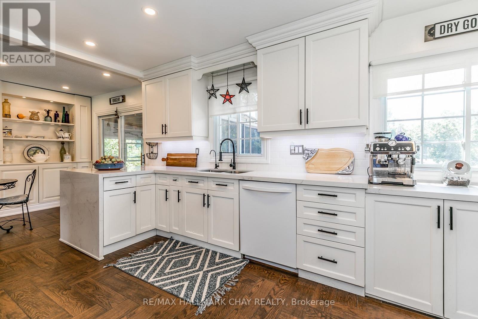 2230 SPRING STREET - 20