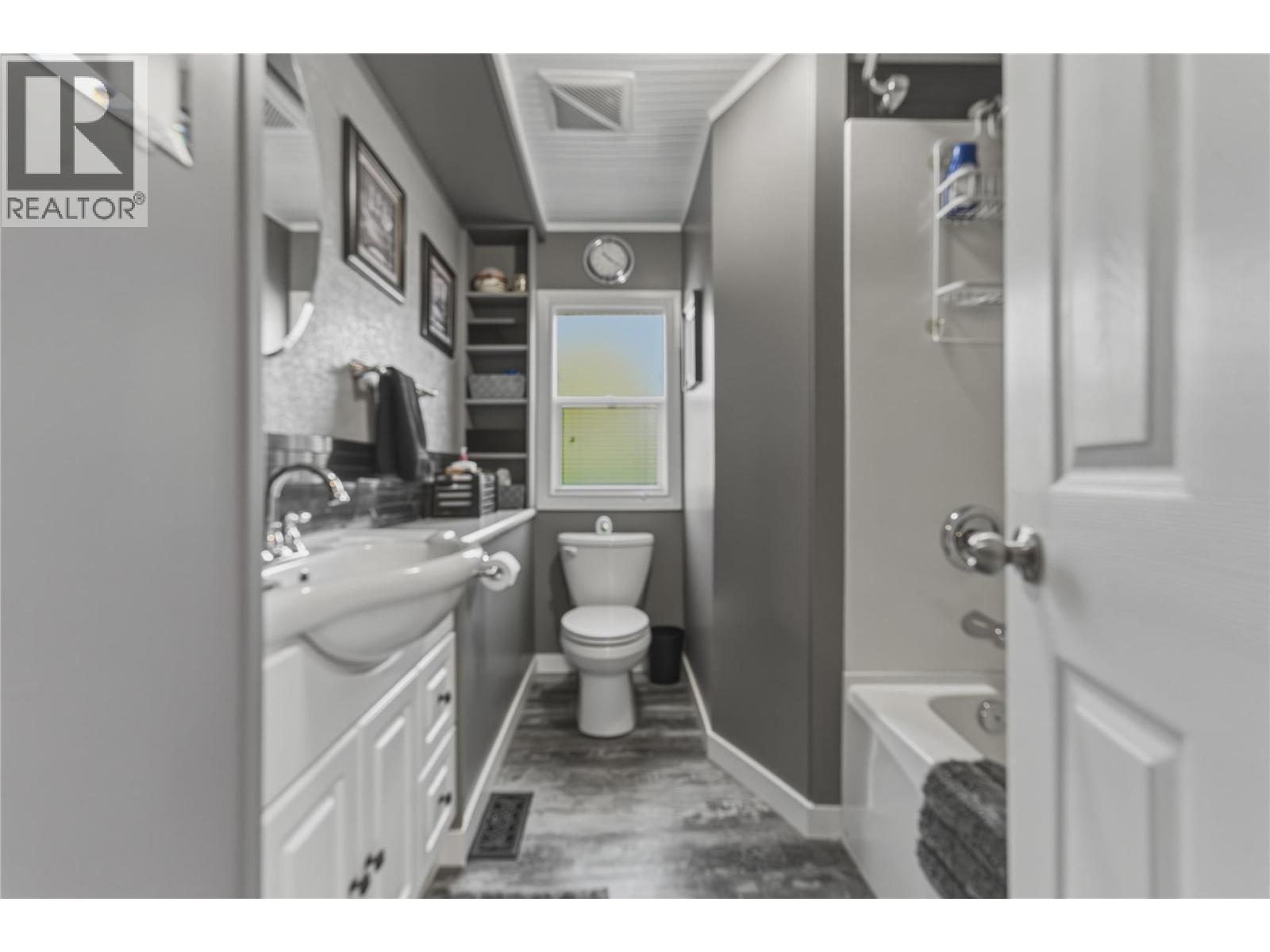 6960 Pleasant Valley Road - 17