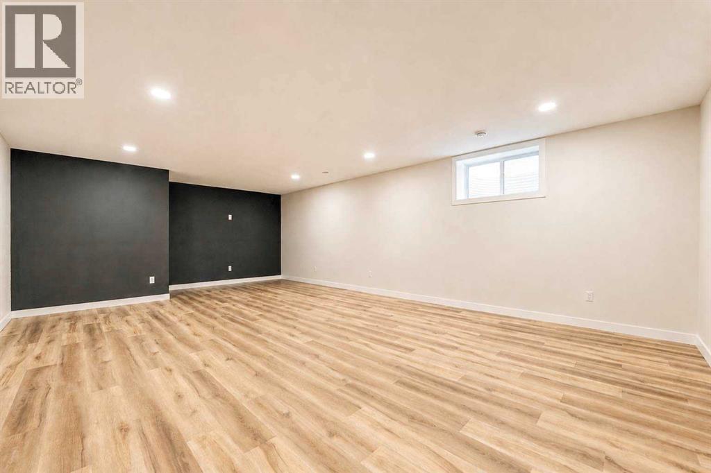 248 Westview Crescent W - Image 31