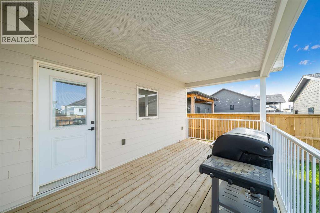248 Westview Crescent W - Image 40